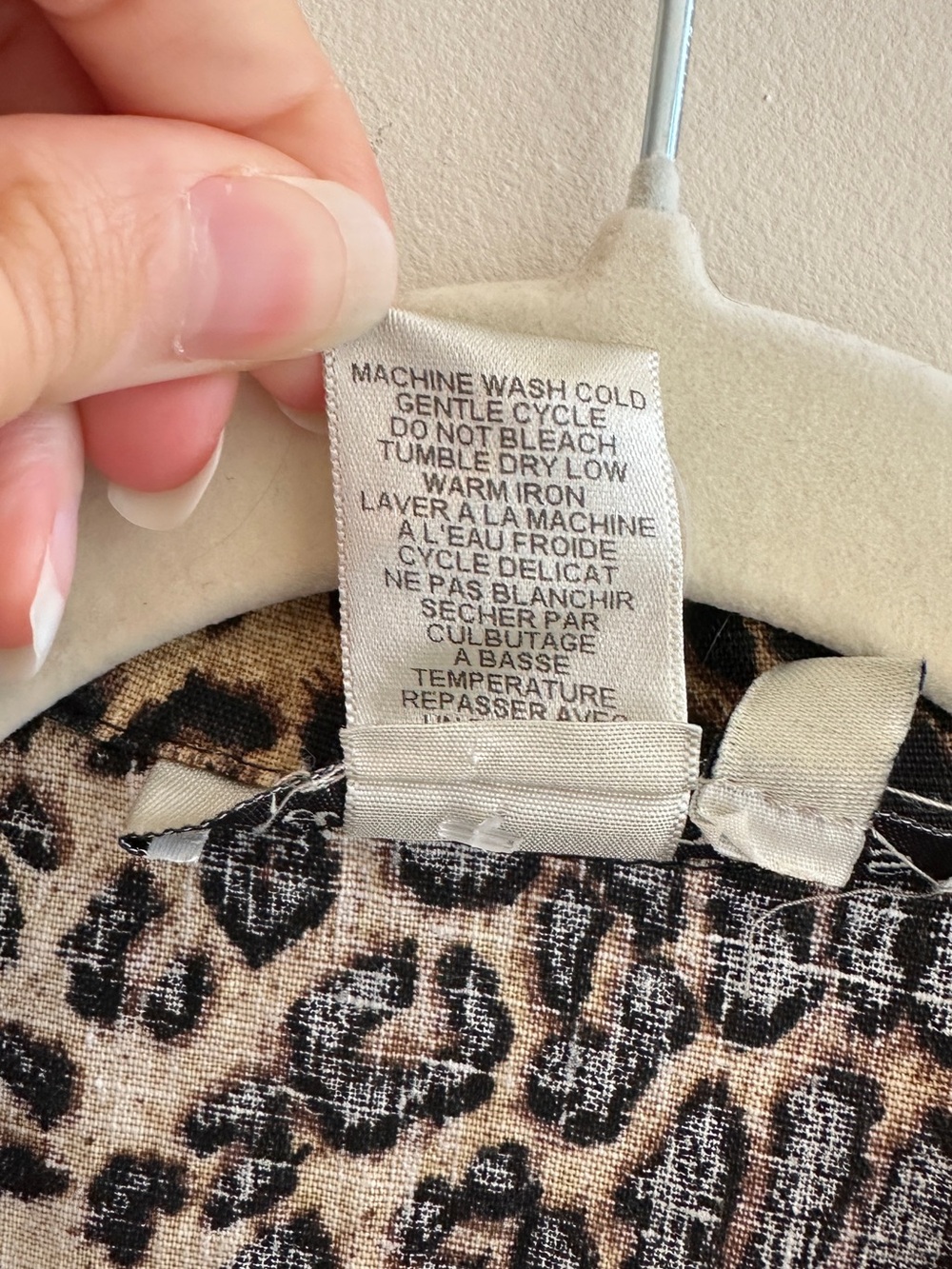 David Brooks Women’s Linen-Cotton Blend Cheetah Print Button Down Shirt, Size 4 - Picture 10 of 16
